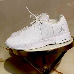 All White Nike Jordan AO1732-111 Size 6Y 7.5W